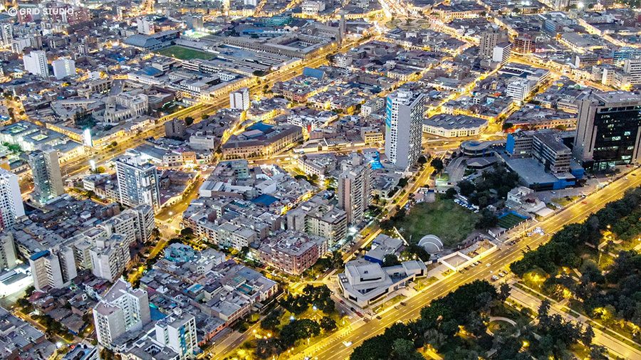 Avenida nocturna
